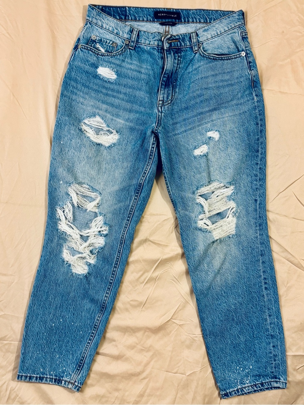 Aeropostale Mom Jeans Size 8 Distressed Heavy Ripped 100% Cotton High Rise⁠